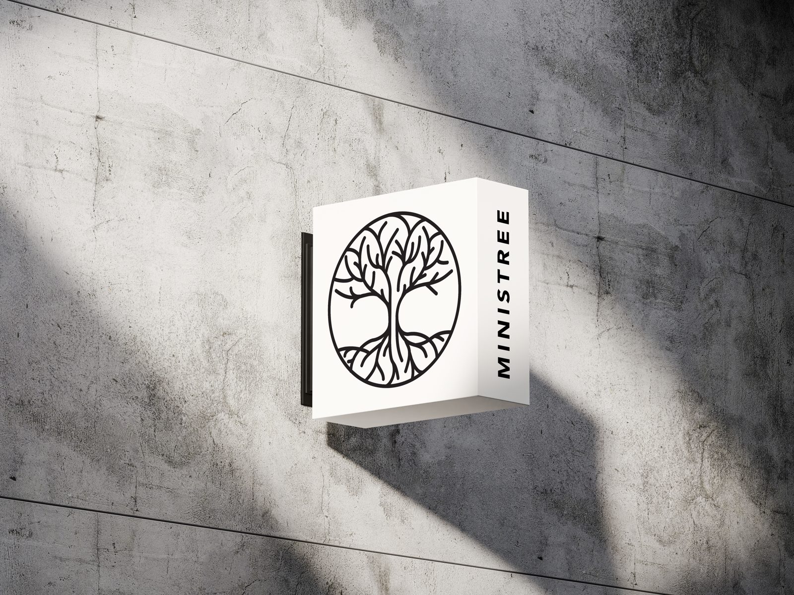 Leuchtschild mit dem Baumzeichen und dem Namen MINISTREE an einer Betonwand